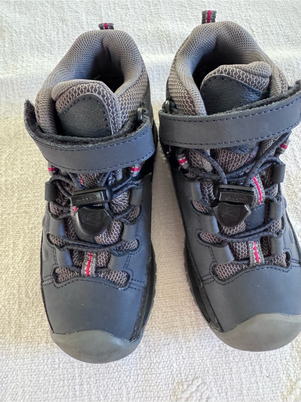 NWOB-Keen Boots Youth 10 Blue Leather KEENDRY Waterproof Ankle Snow Hiking Shoes